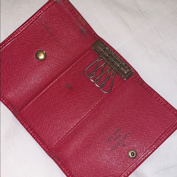 Authentic Louis Vuitton key chain - Picture 2 of 2